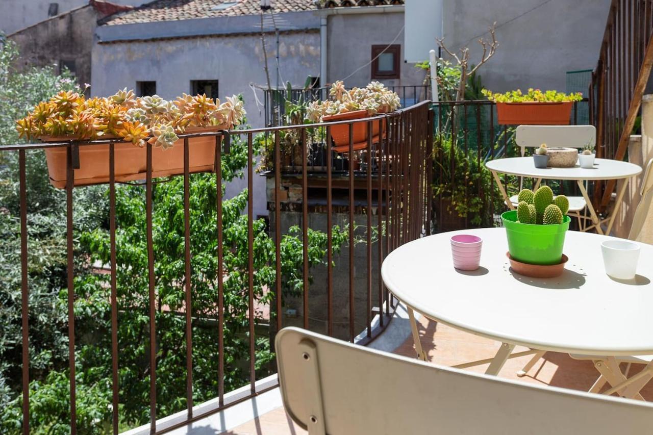 Albachiara Huge Apt Katanya Dış mekan fotoğraf
